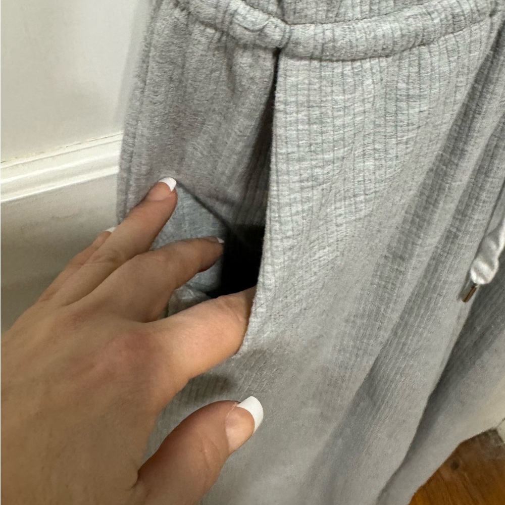 Women’s Gilli Jumpsuit - Picture 4 of 5